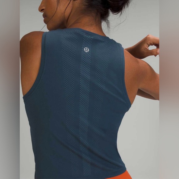 Lululemon Swiftly High Neck Cropped Tank - Picture 3 of 6